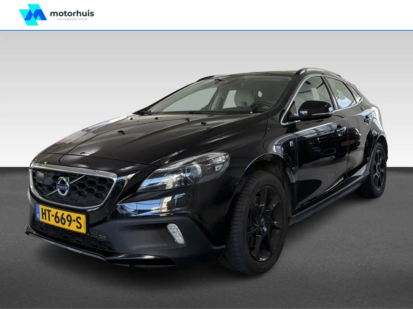 Volvo V40 Cross Country 1.5 T3 152PK Geartronic Ocean Race Noir - 1