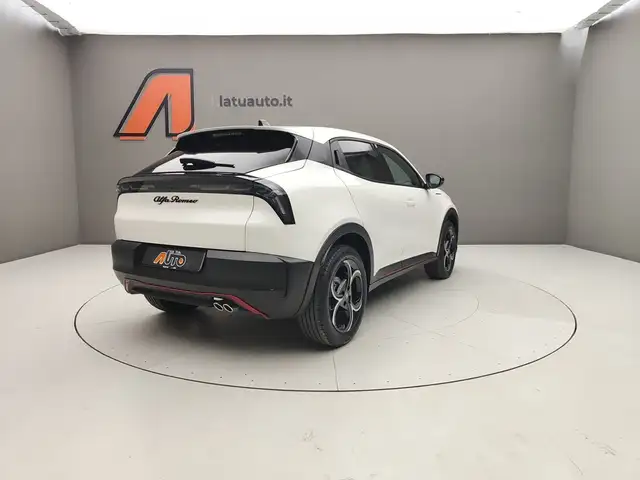 Alfa Romeo Junior view 7