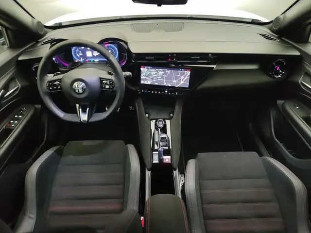 Alfa Romeo Junior view 9