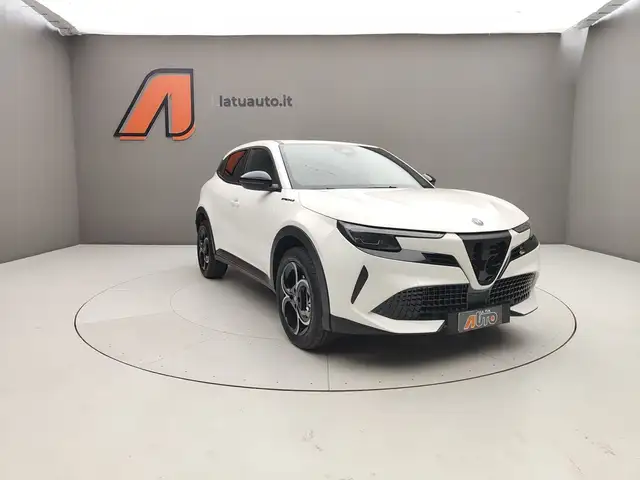 Alfa Romeo Junior view 3