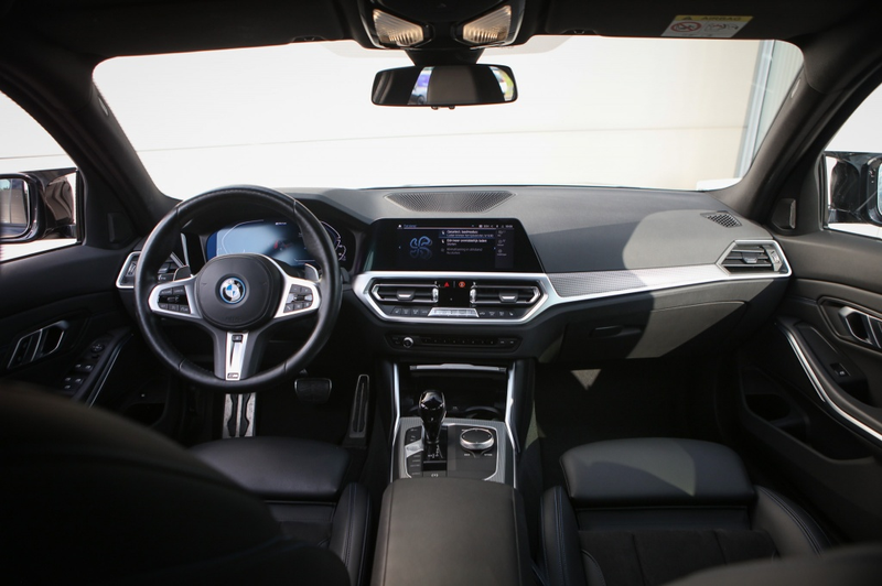 BMW 330 3-serie 330e Bns Ed. Pl. — photo 7
