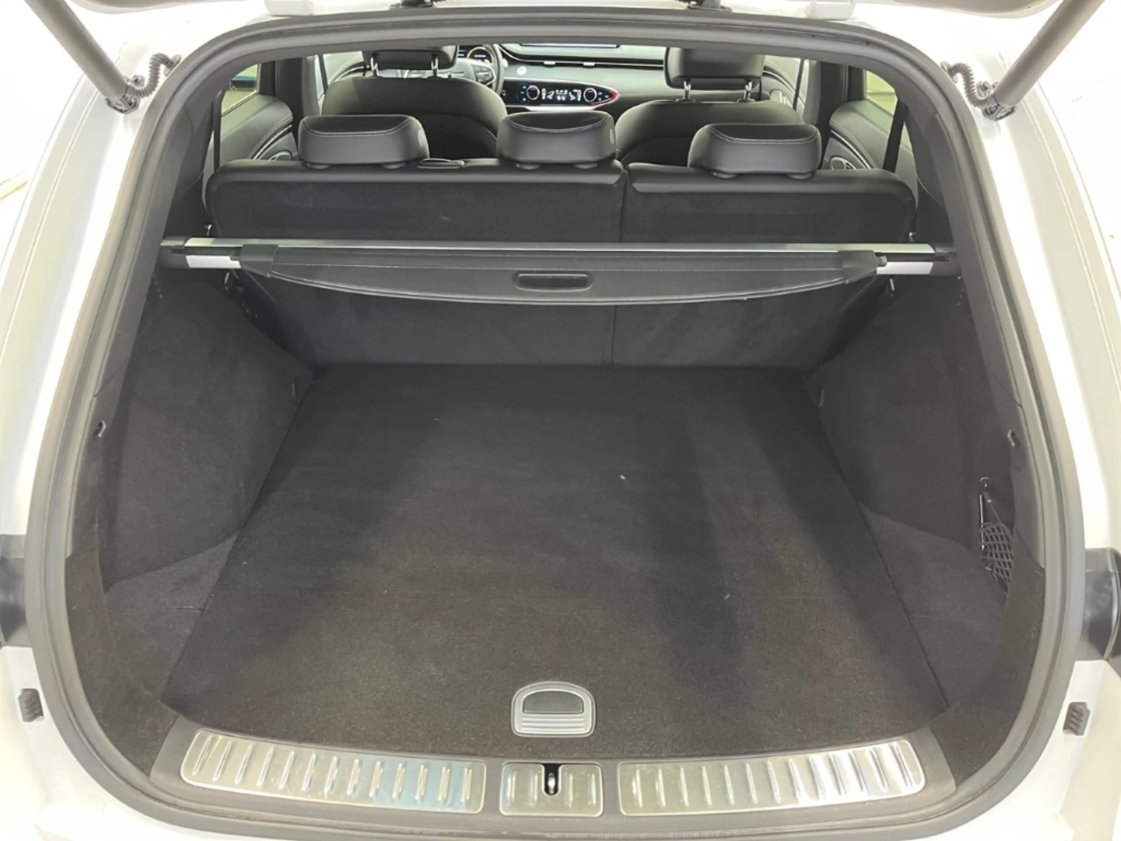 Genesis GV70 Sport 4WD AD Memory Sitze LED ACC El. Heckklappe A — photo 16