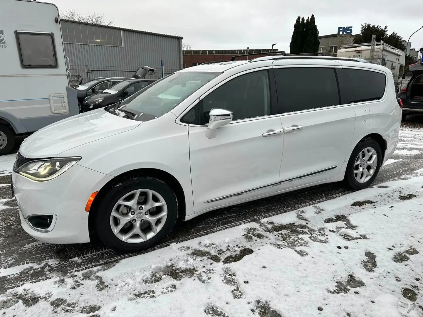 Chrysler Pacifica 3,6 Limited 2020 weitere imVorlauf Sale Weiß - 1