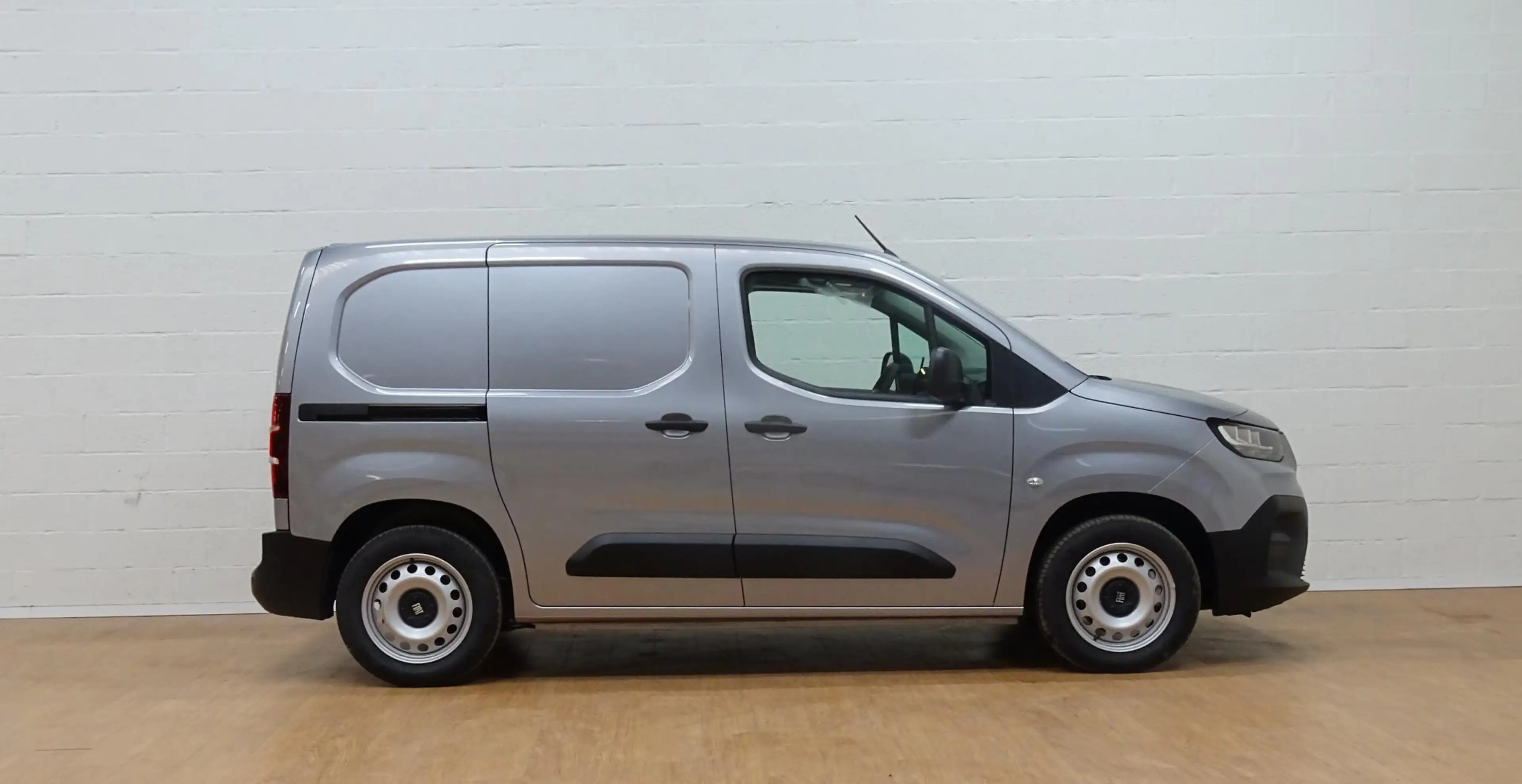 Fiat Doblo 1.5 BlueHDI 100 BVM6 L1 Light — photo 6