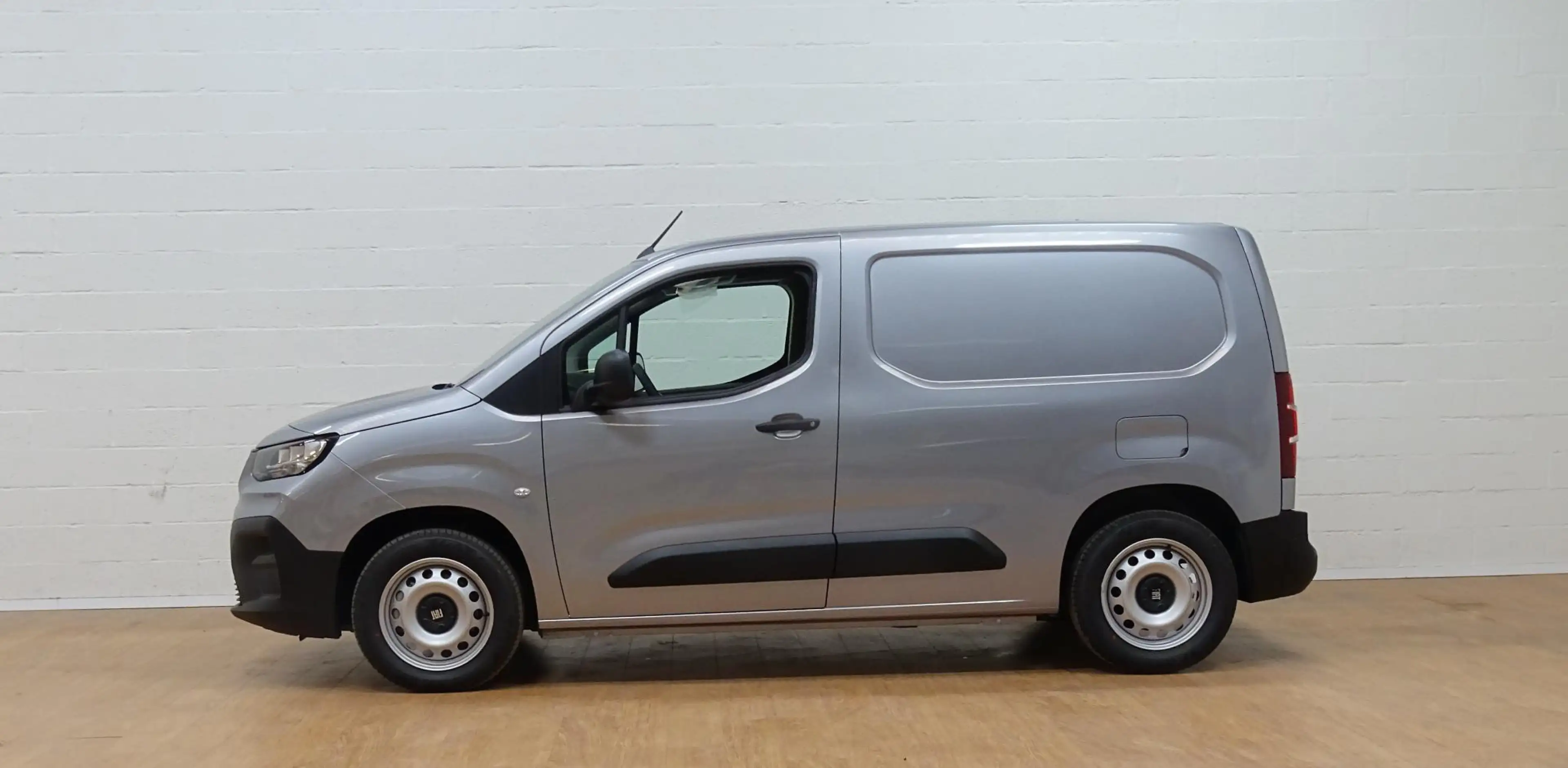 Fiat Doblo 1.5 BlueHDI 100 BVM6 L1 Light — photo 5