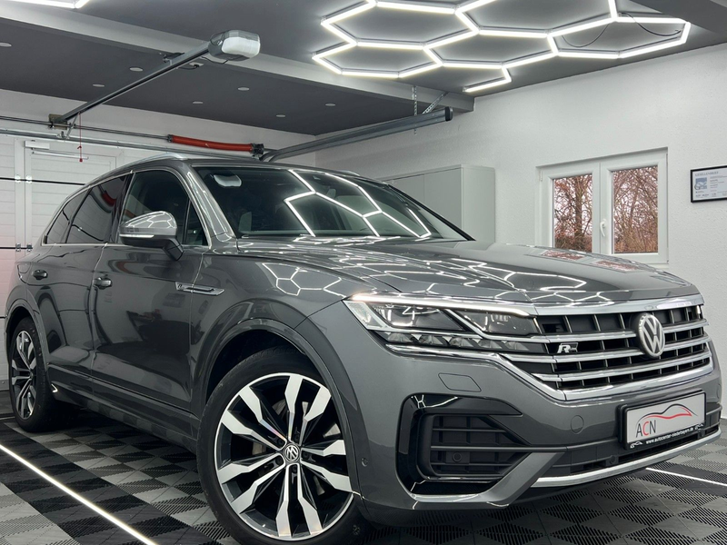 Volkswagen Touareg 4Motion R-LINE/MATRIX/AHK/INNOVISION/21* — photo 10