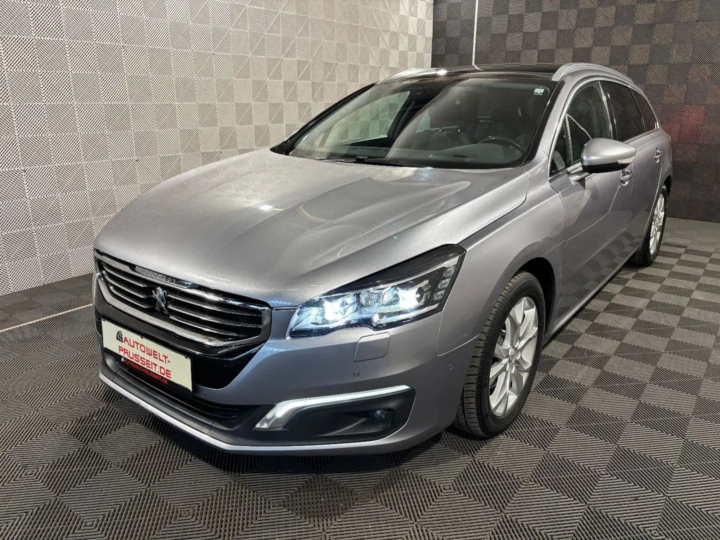 Peugeot 508 SW*ALLURE*PANO-LED-HUD-R.KAM-TOTW-NAV-SHZ - 2