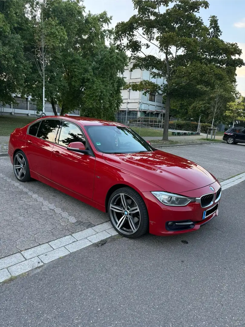 BMW 320 Sport Line Limousine Automatik Diesel Piros - 2