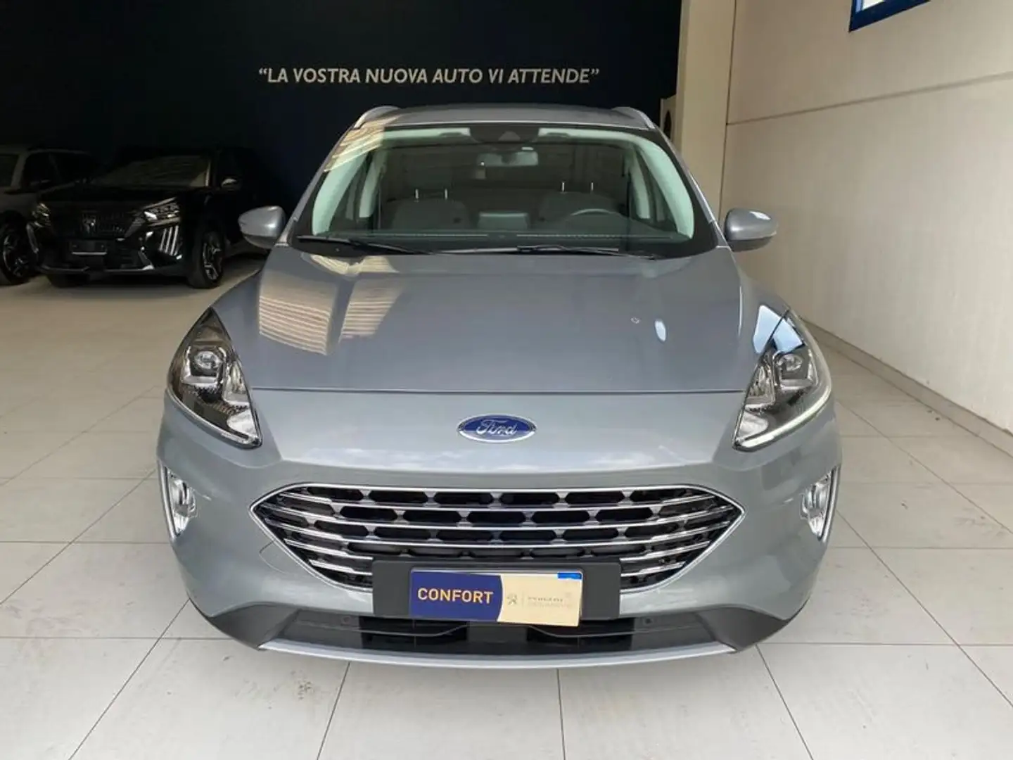Ford Kuga 1.5 EcoBlue 120 CV 2WD Titanium Gris - 2