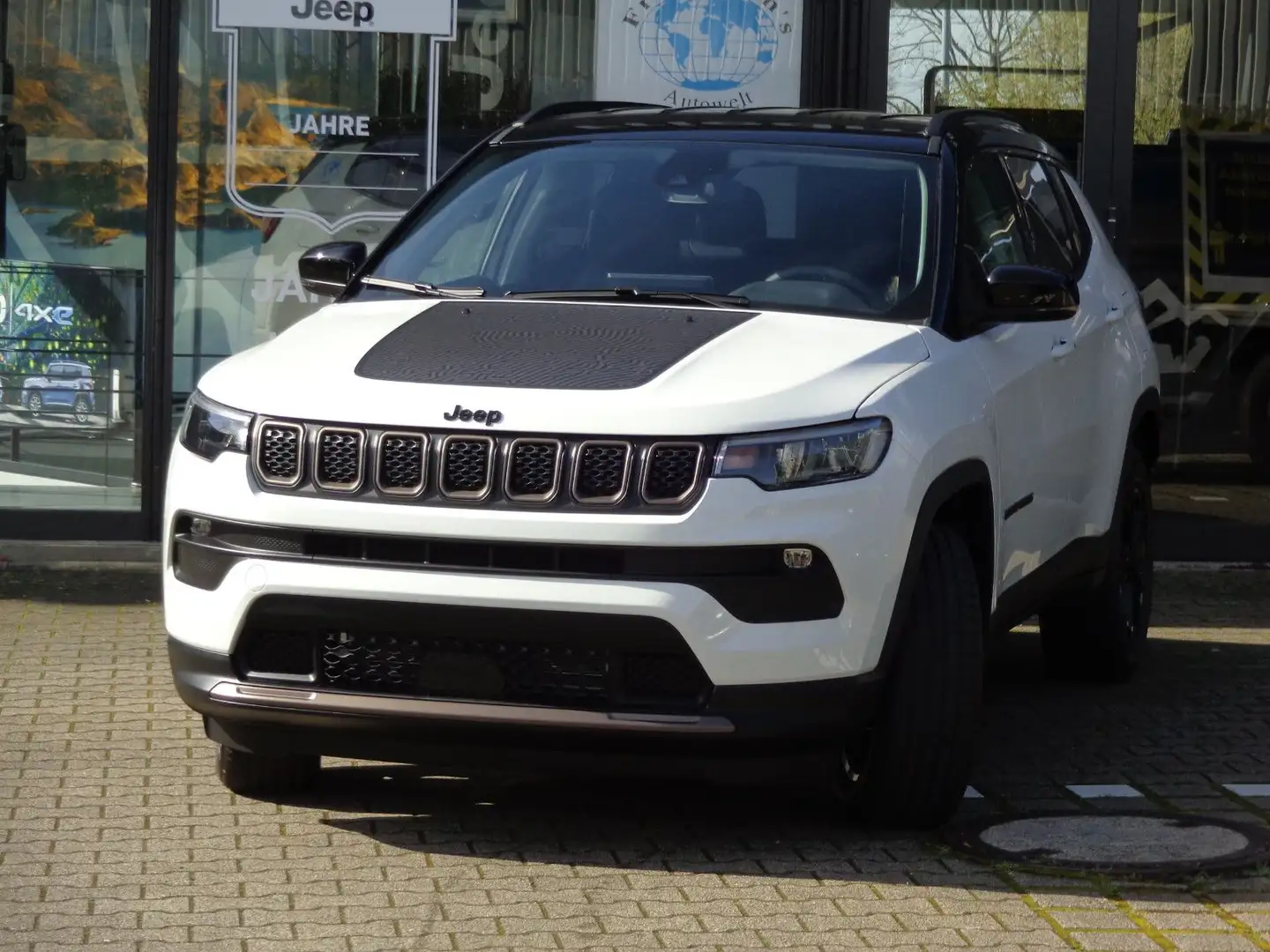 Jeep Compass PHEV Upland 4xe Blanco - 1