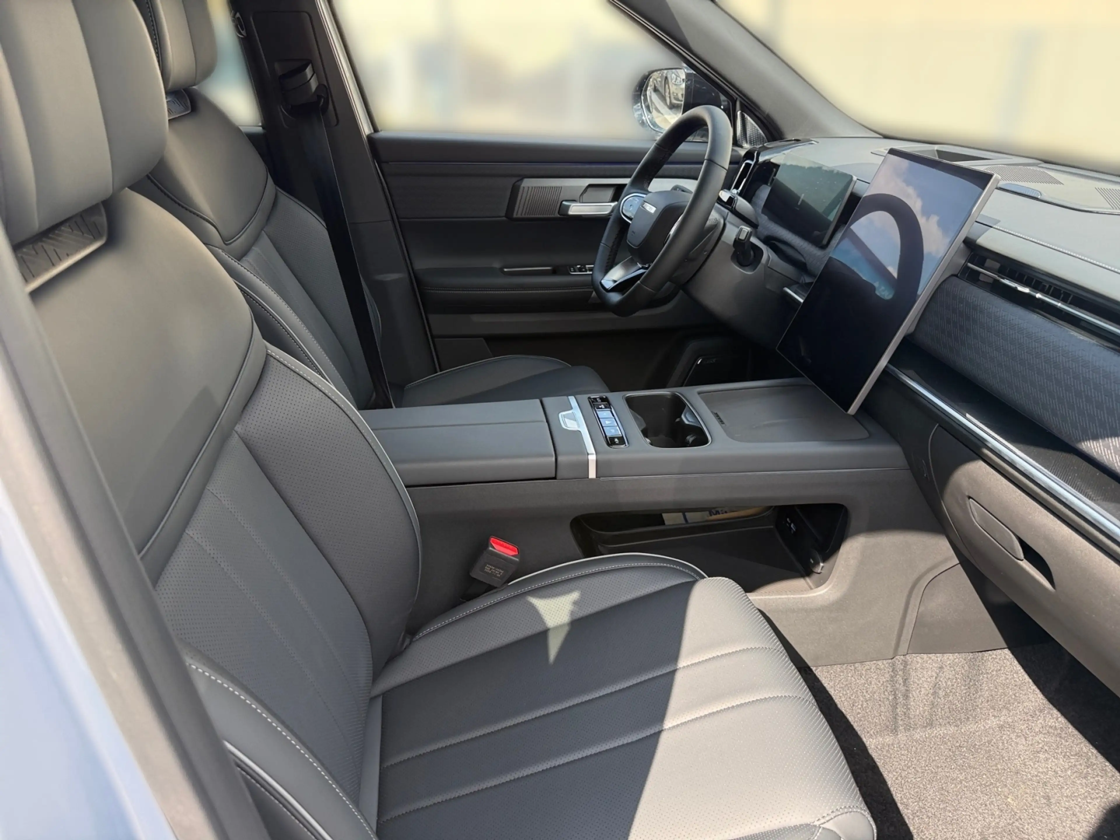 Jaecoo J7 JAECOO 7 PHEV Premium — photo 12