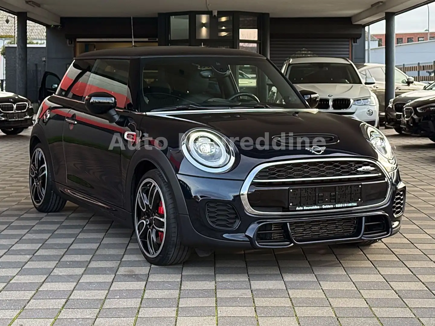 MINI John Cooper Works Facelift*Top Ausstattung*1.Hd* Schwarz - 1
