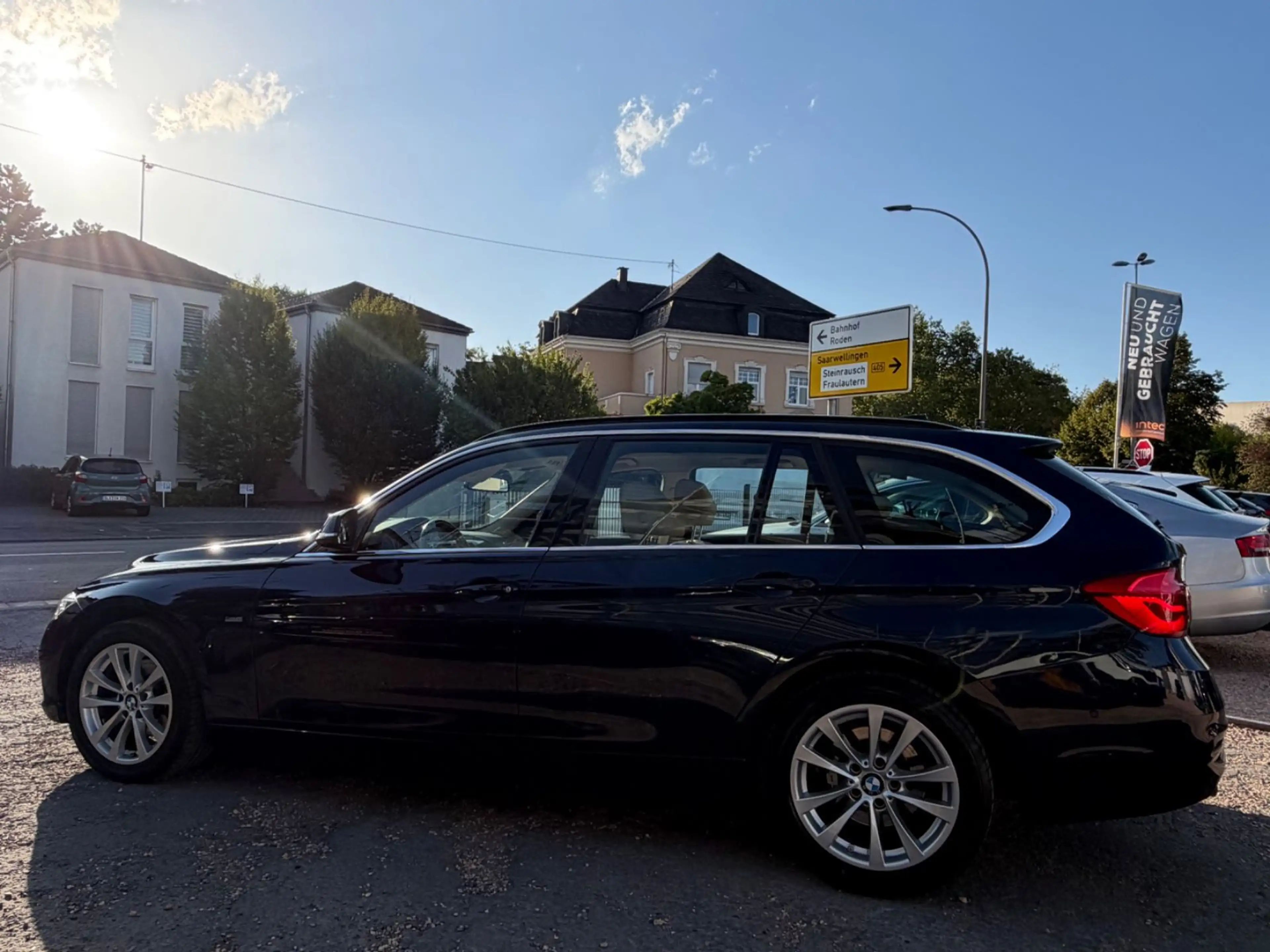 BMW 320 d Touring  xDrive Luxury Line|AHK/HEAD UP — photo 3