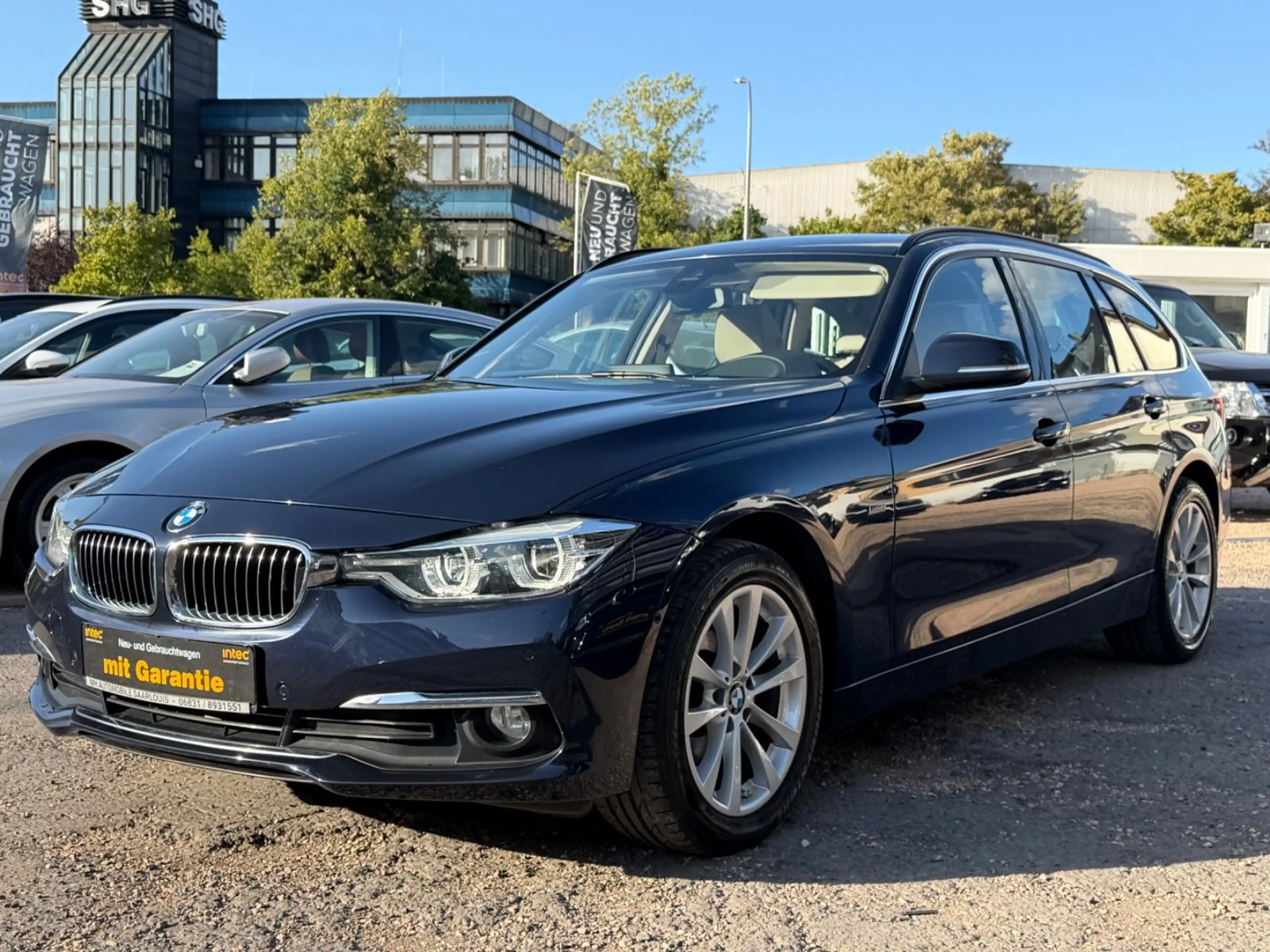 BMW 320 d Touring  xDrive Luxury Line|AHK/HEAD UP — photo 2