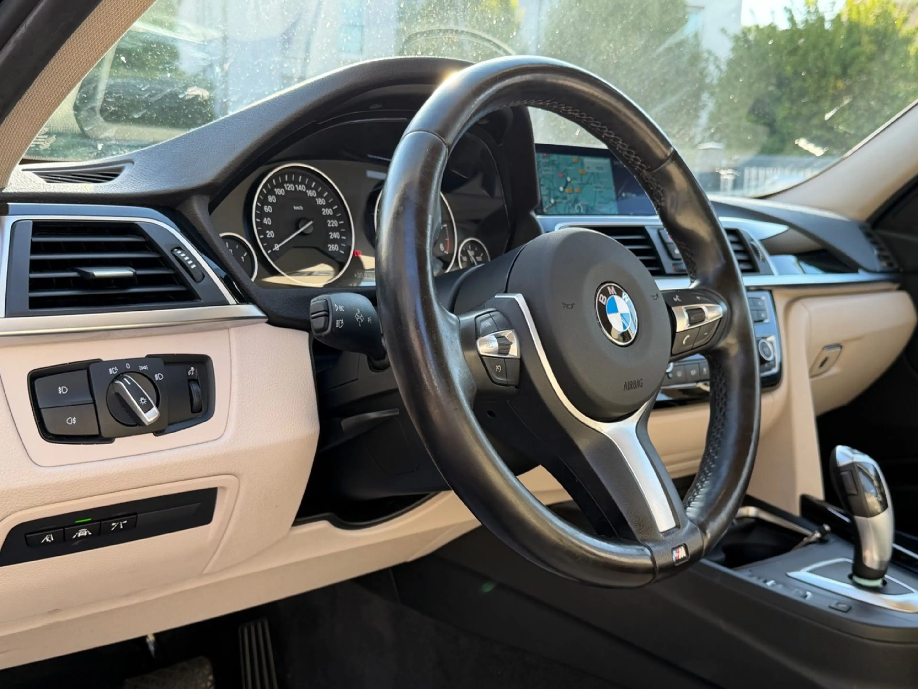 BMW 320 d Touring  xDrive Luxury Line|AHK/HEAD UP — photo 12