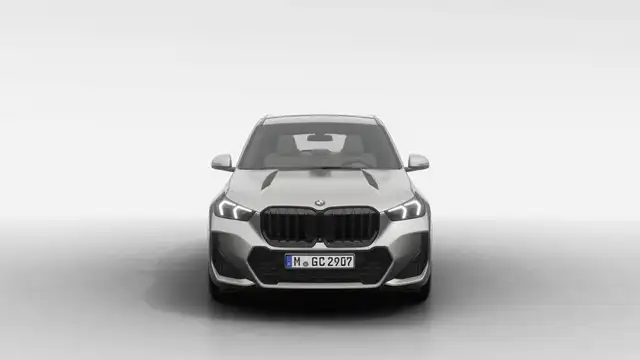 BMW X1 view 2