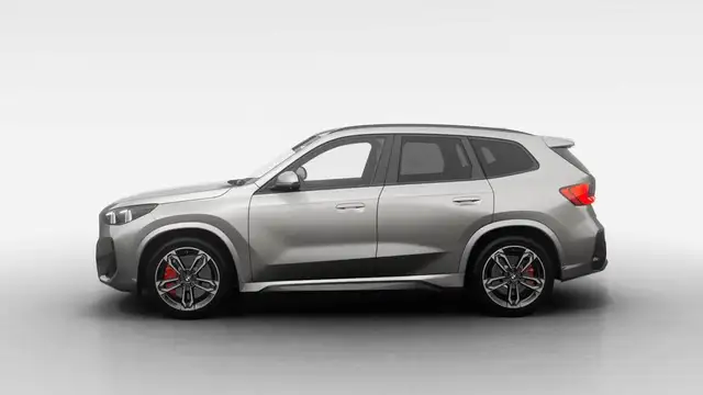BMW X1 view 3
