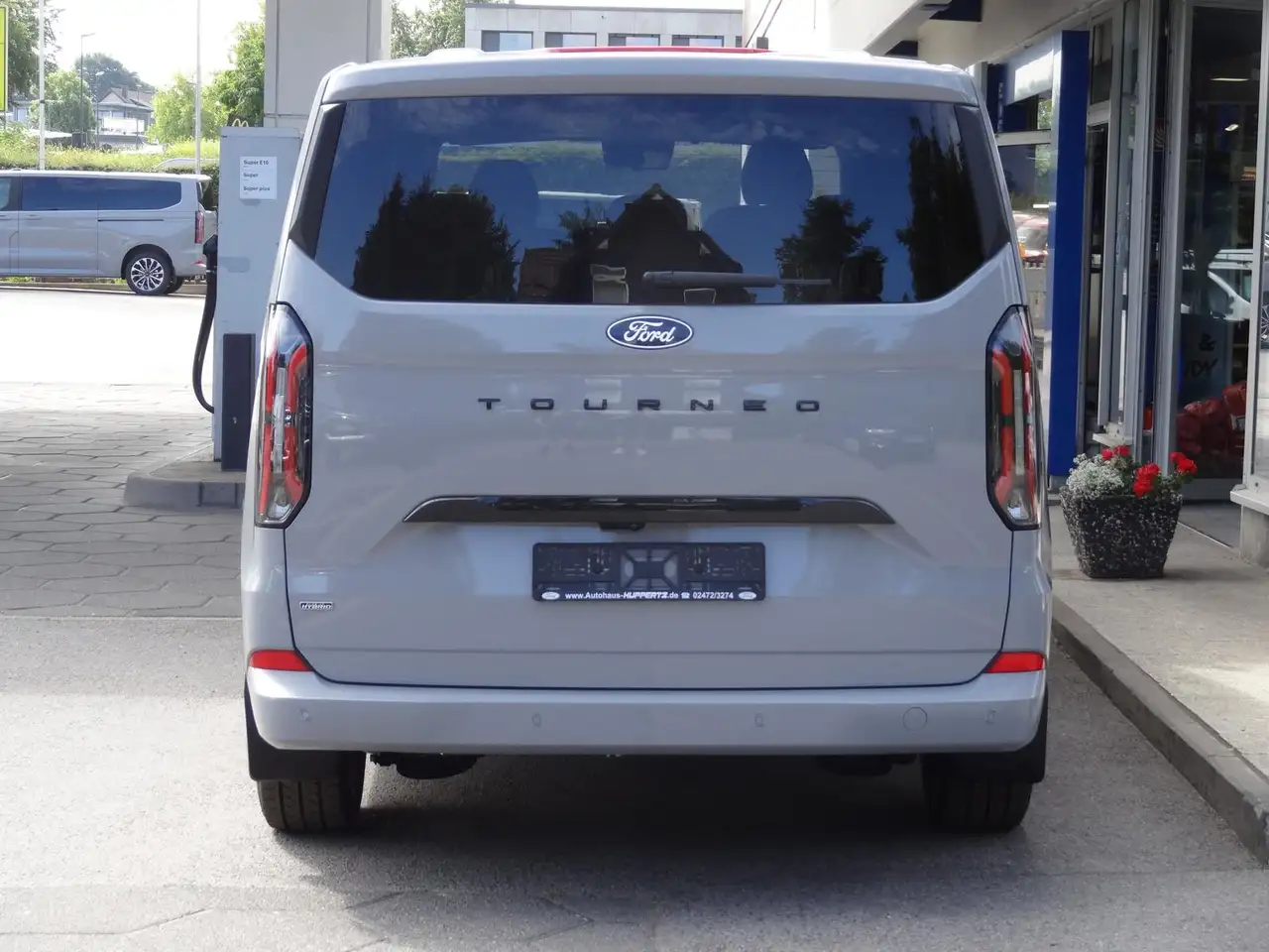 Ford Tourneo Custom 2026 — фото 9