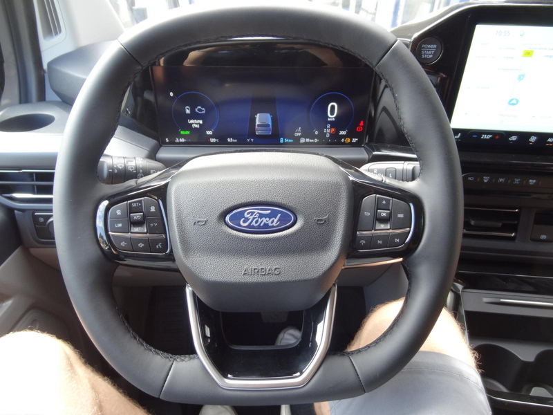 Ford Tourneo Custom PHEV L1 Titanium-X AUT AHK 360Cam — photo 12