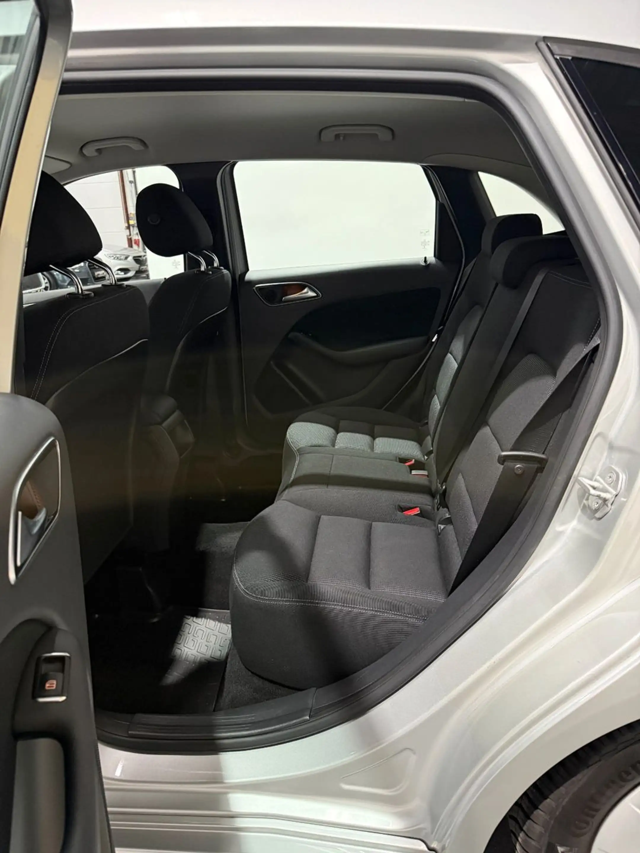 Mercedes-Benz B 220 CDI *Start/Stop*Navi*Standh.*Sitzh.*Kamera — photo 13