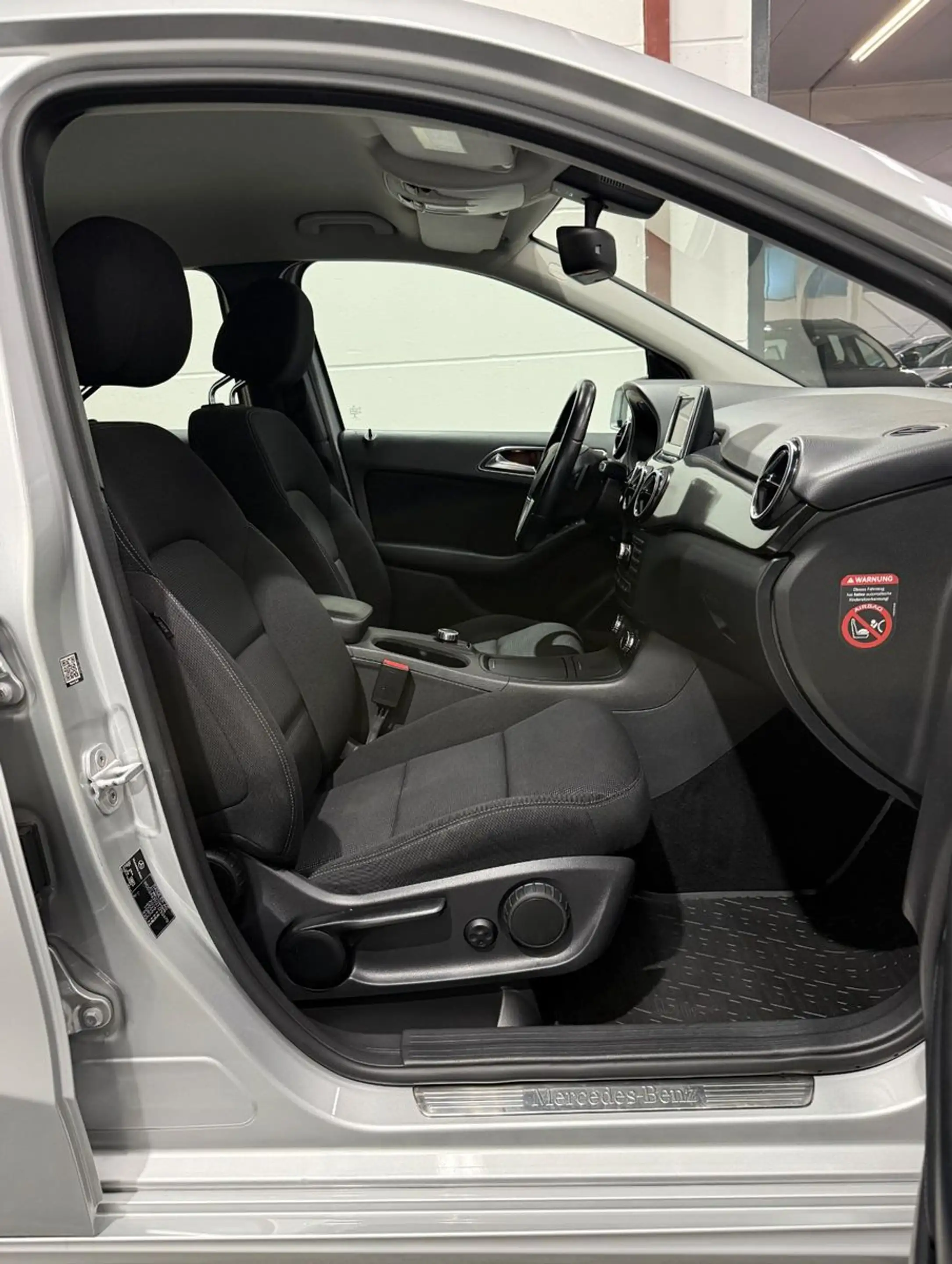 Mercedes-Benz B 220 CDI *Start/Stop*Navi*Standh.*Sitzh.*Kamera — photo 12