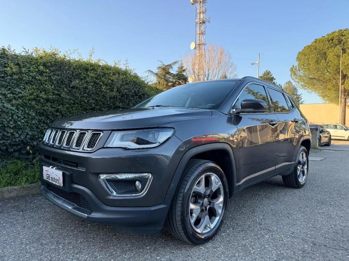 Jeep Compass 2.0 Multijet II aut. 4WD Limited NAVI - XENO - 18 Gris - 1