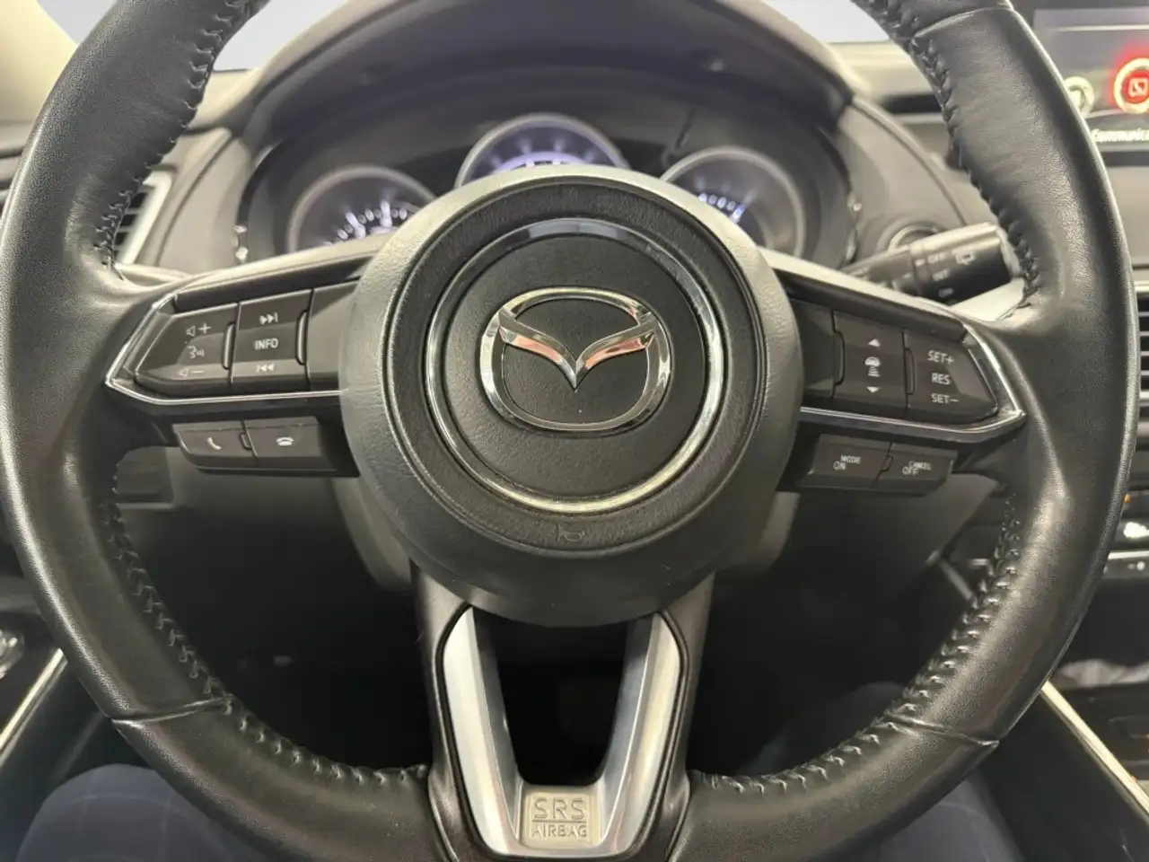Mazda CX-9 снимка Mazda CX-9