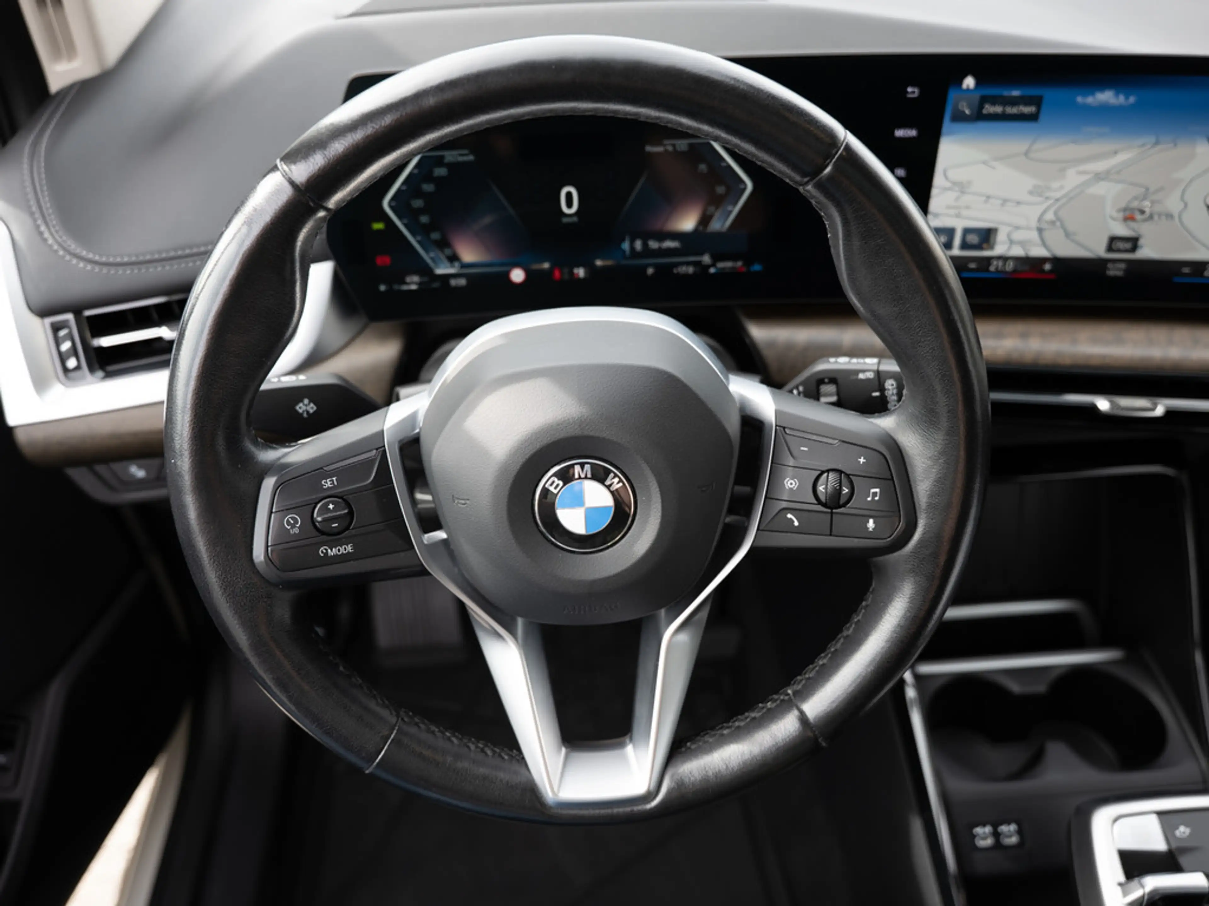 BMW 223 Active Tourer xDrive Luxury Line PANO HUD — photo 14
