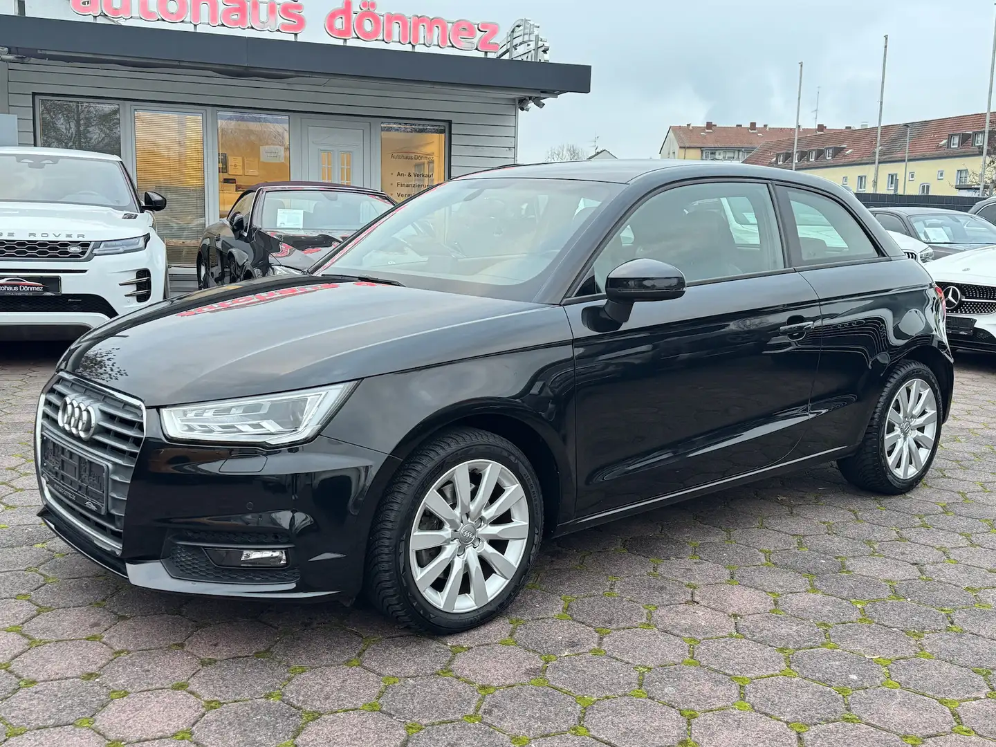 Audi A1 1,4 TFSI sport BOSE NAVI PTS XENON DAB Noir - 1
