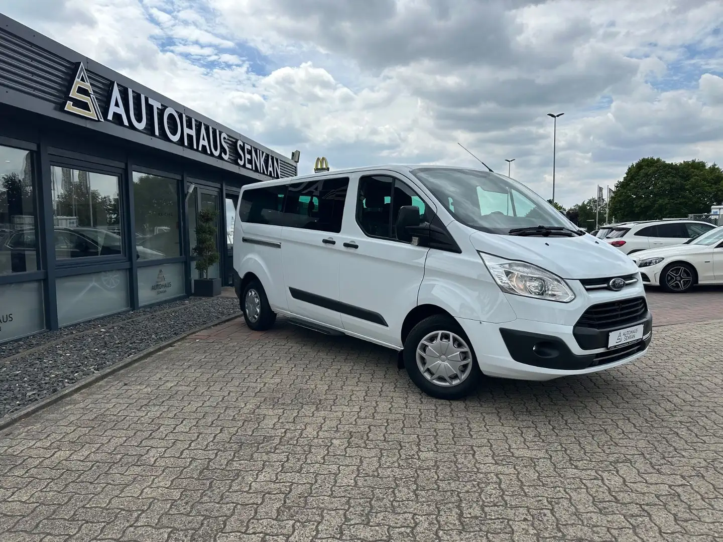 Ford Transit Tourneo Custom Trend 310 L2*9-SITZER* Weiß - 1