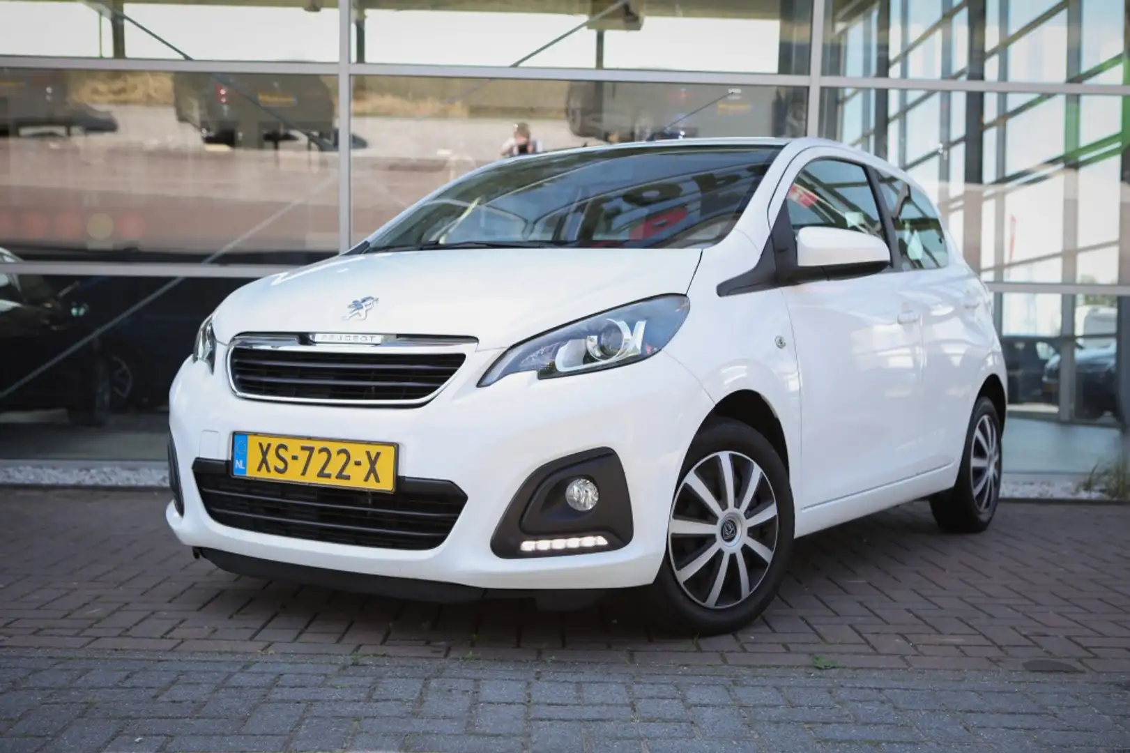 Peugeot 108 1.0 e-VTi Active Blanc - 1
