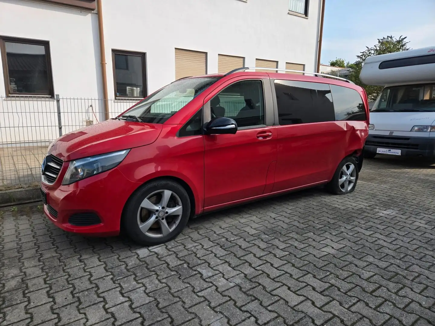 Mercedes-Benz V 220 V -Klasse V 250 CDI/BT/d EDITION komp Rot - 2