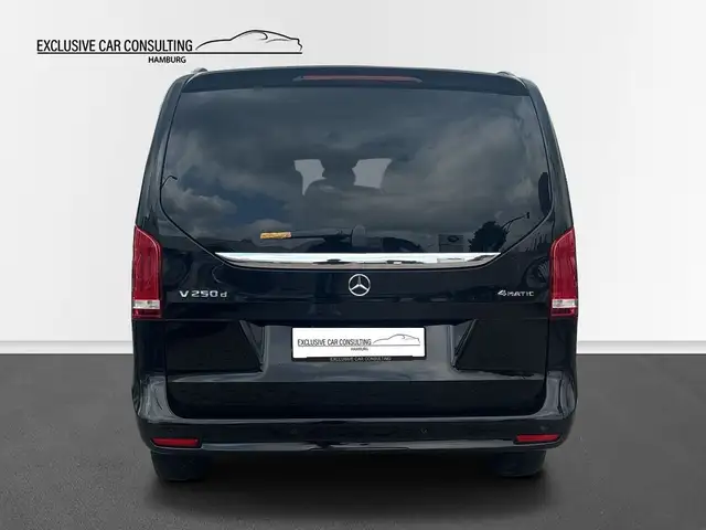 Mercedes-Benz V-Class view 5
