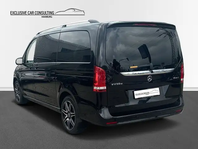 Mercedes-Benz V-Class view 6