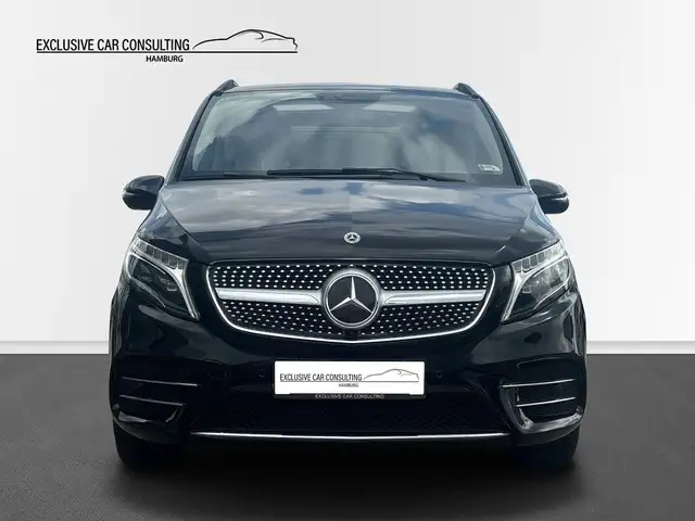Mercedes-Benz V-Class view 2