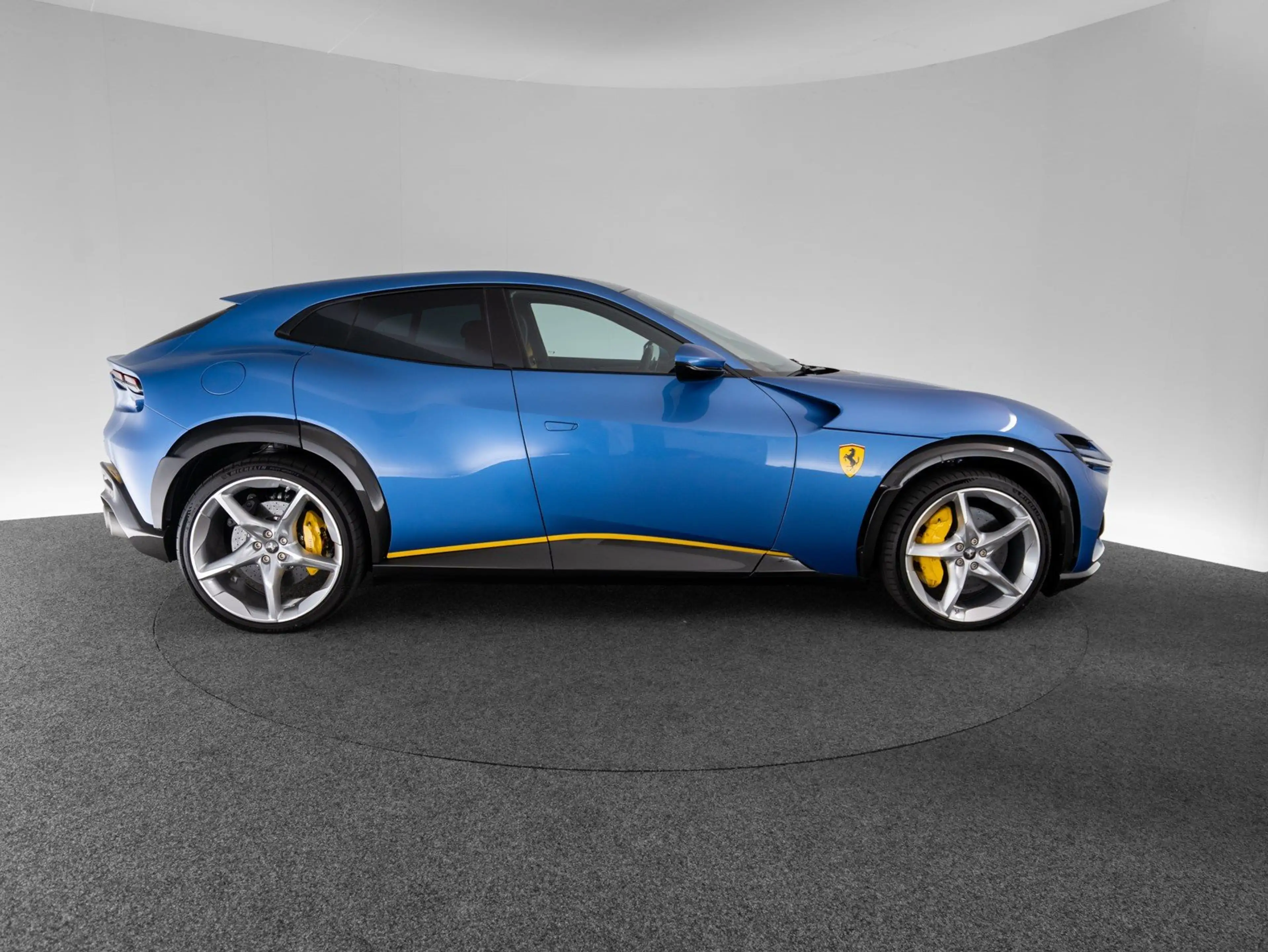 Ferrari Purosangue — photo 4
