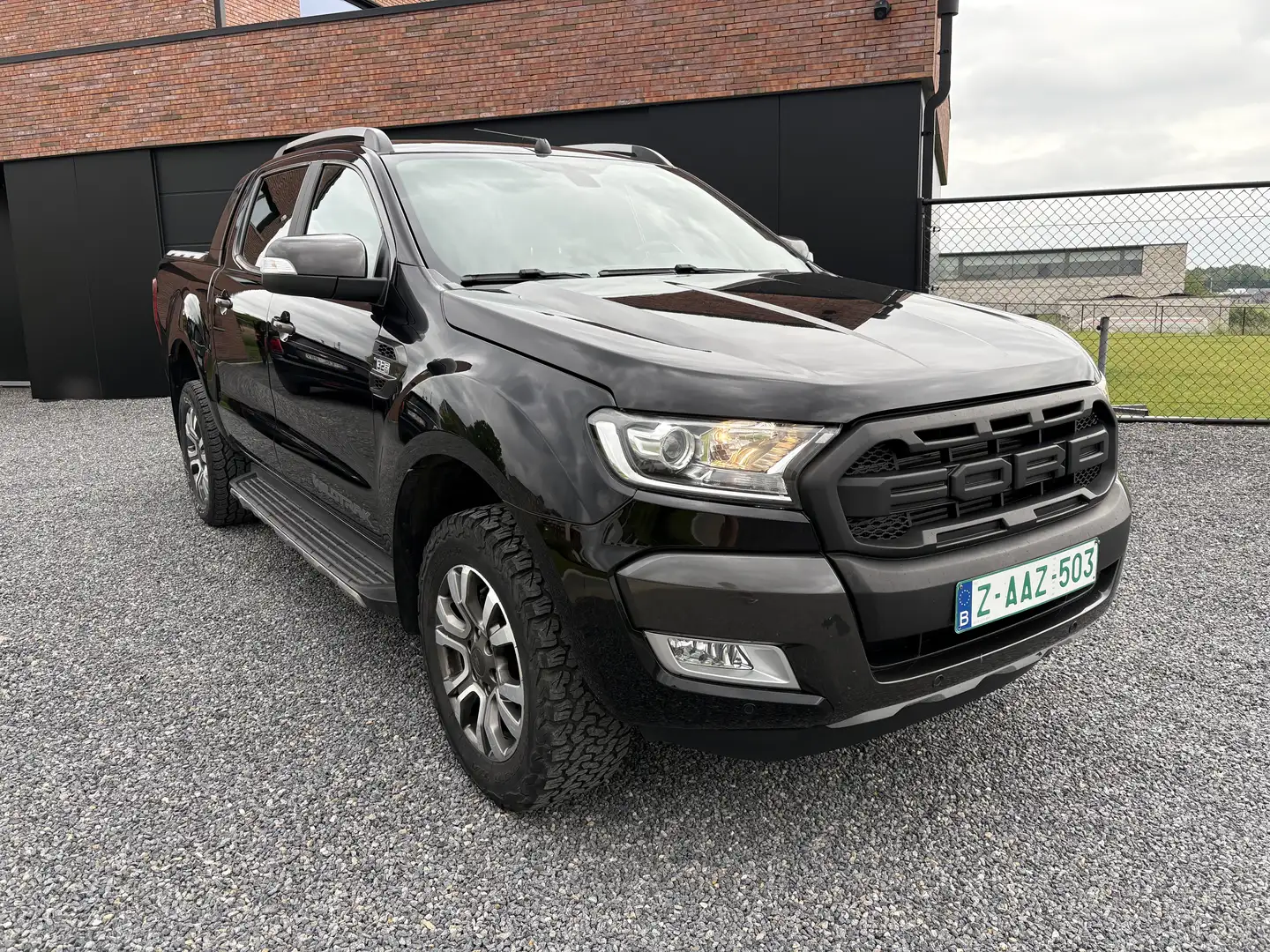 Ford Ranger 3.2 TDCi Wildtrak Černá - 2