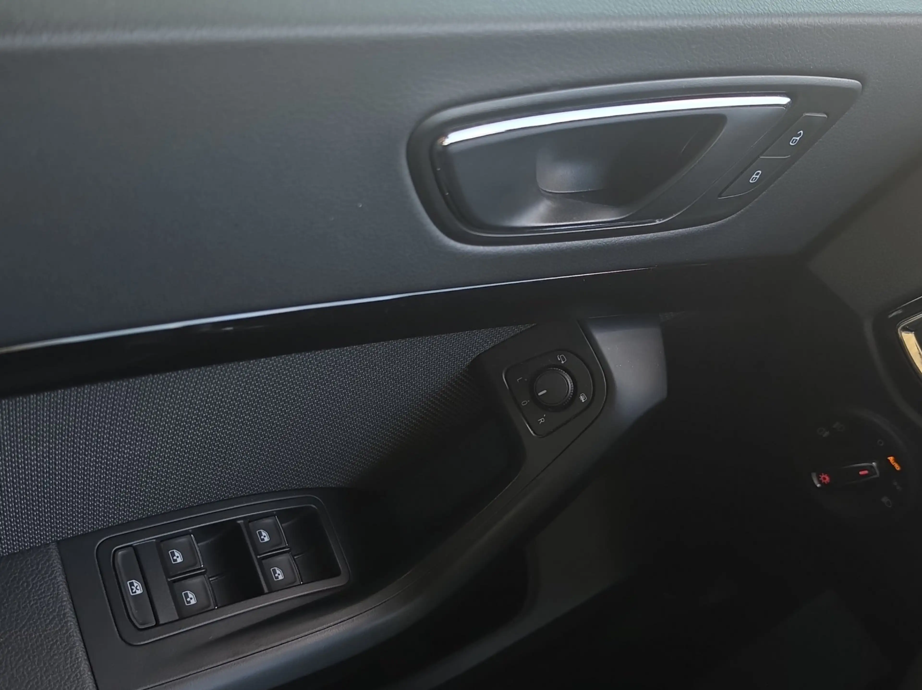 SEAT Ateca 1.4 TSI XCELLENCE — photo 10