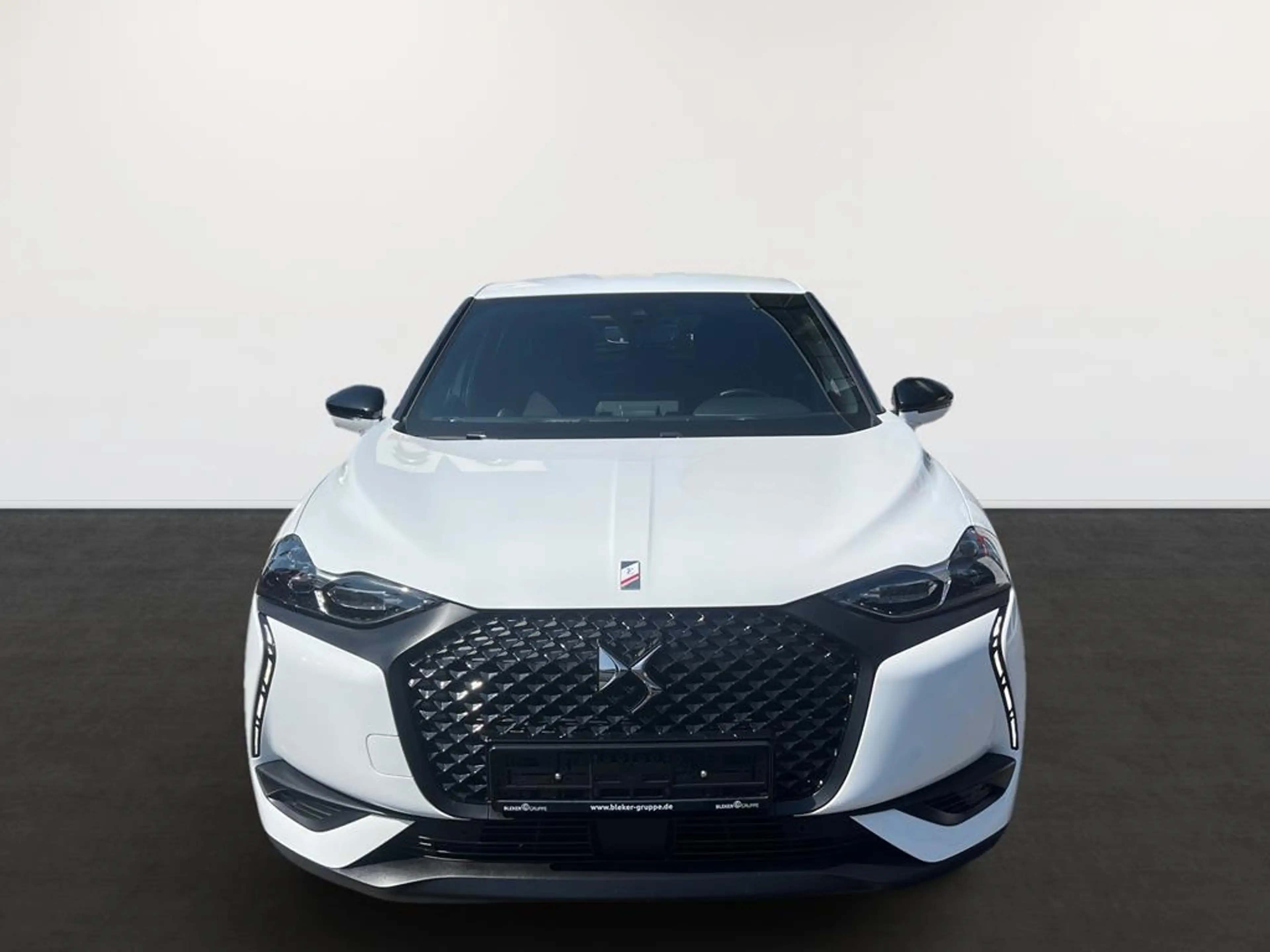 DS Automobiles DS 3 Crossback E-Tense Performance Line + — photo 3