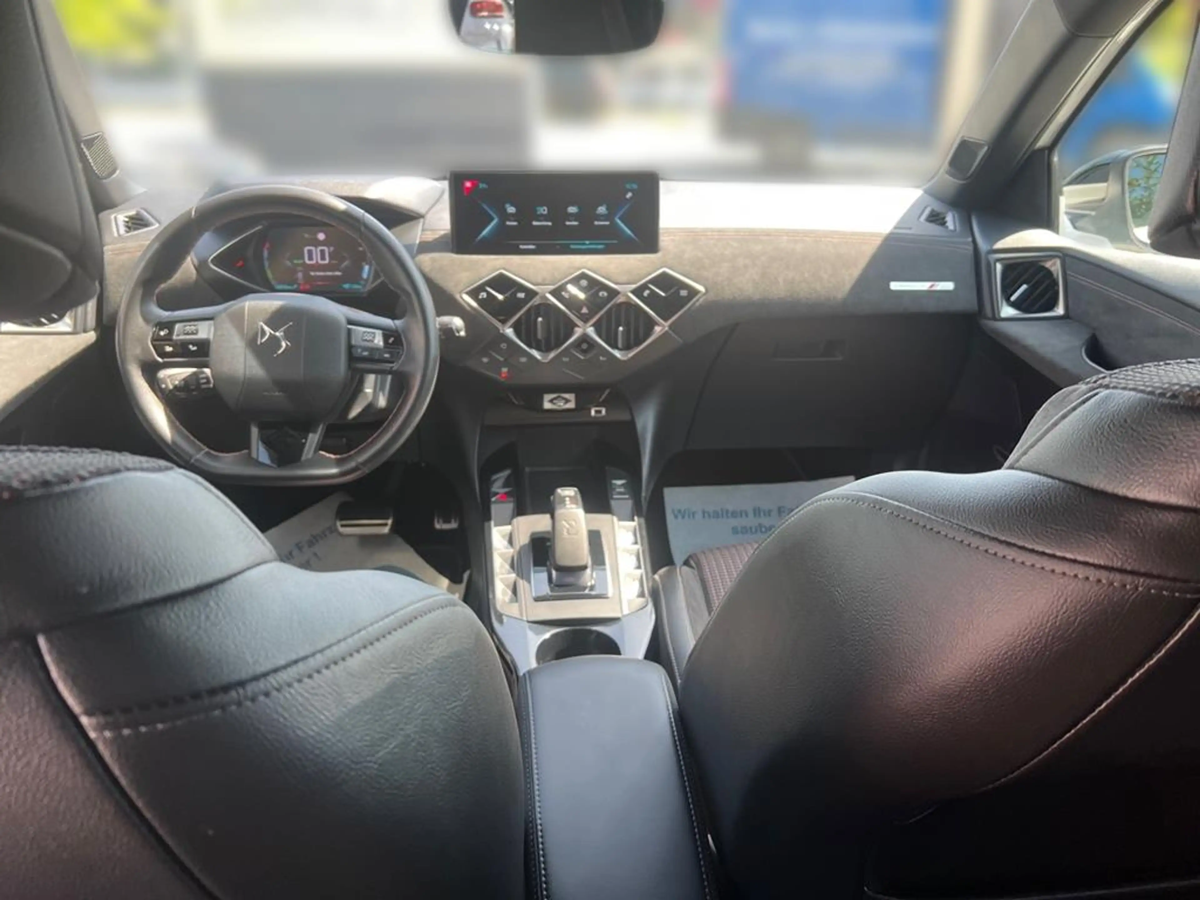 DS Automobiles DS 3 Crossback E-Tense Performance Line + — photo 12
