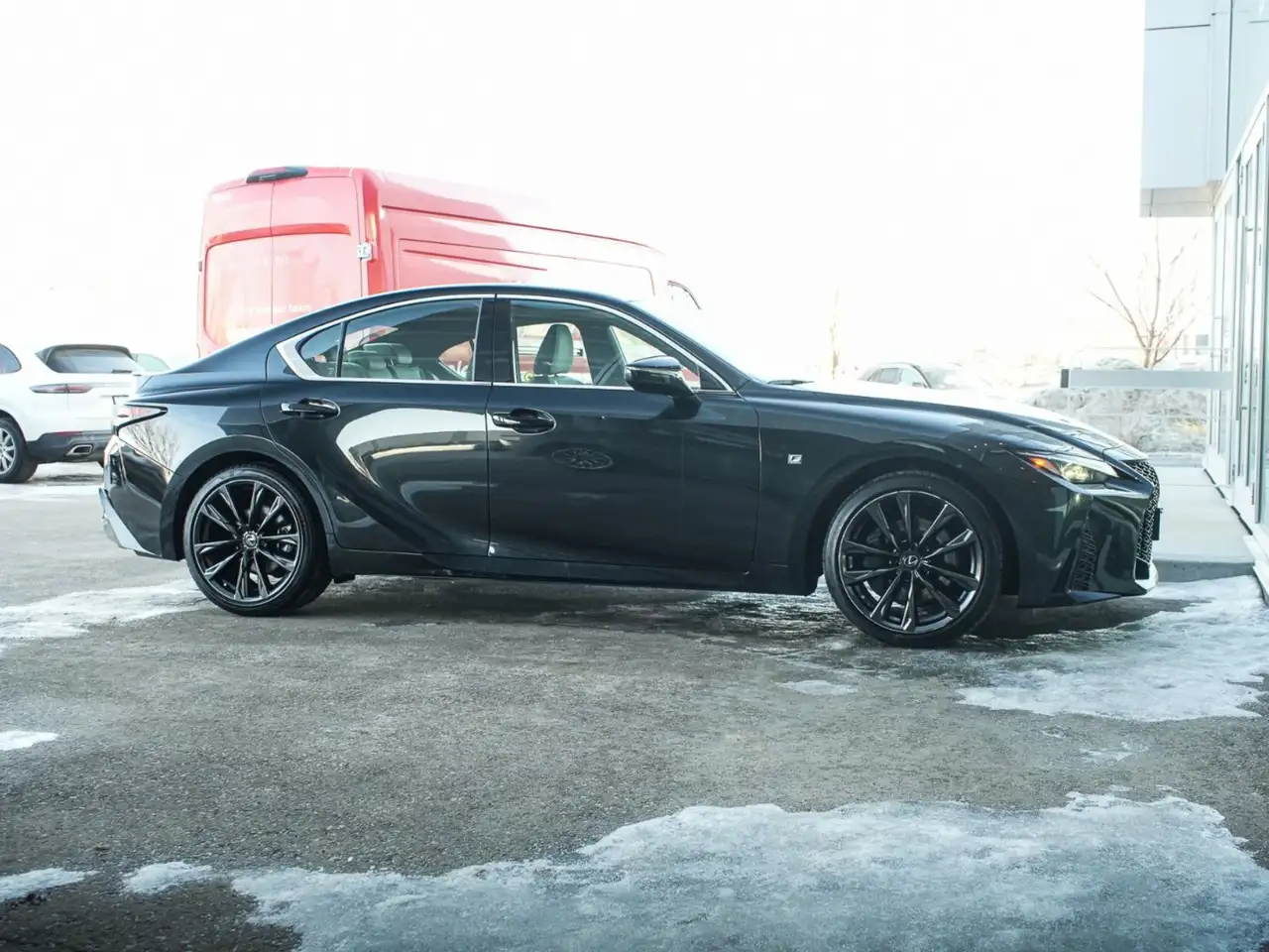 Lexus IS снимка Lexus IS