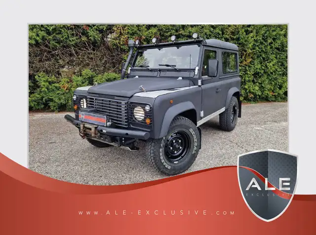 Land Rover Defender 90 300Tdi