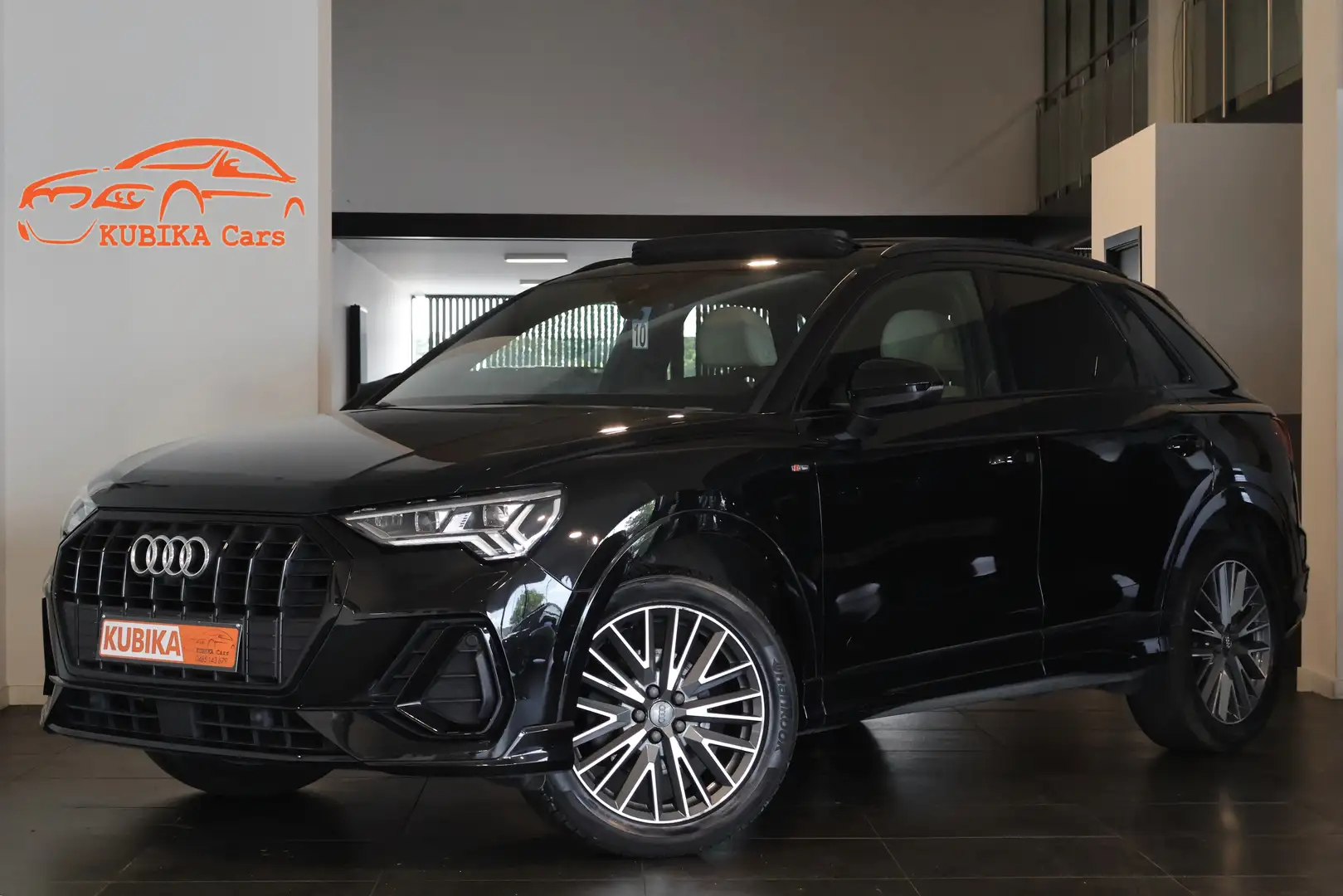 Audi Q3 Q3 35 TFSI S tronic S line *BTW* Pano Keyless 12M* Zwart - 2