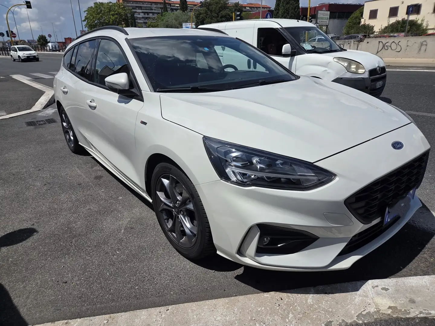 Ford Focus Focus 1.0 ecoboost Business s Blanc - 2