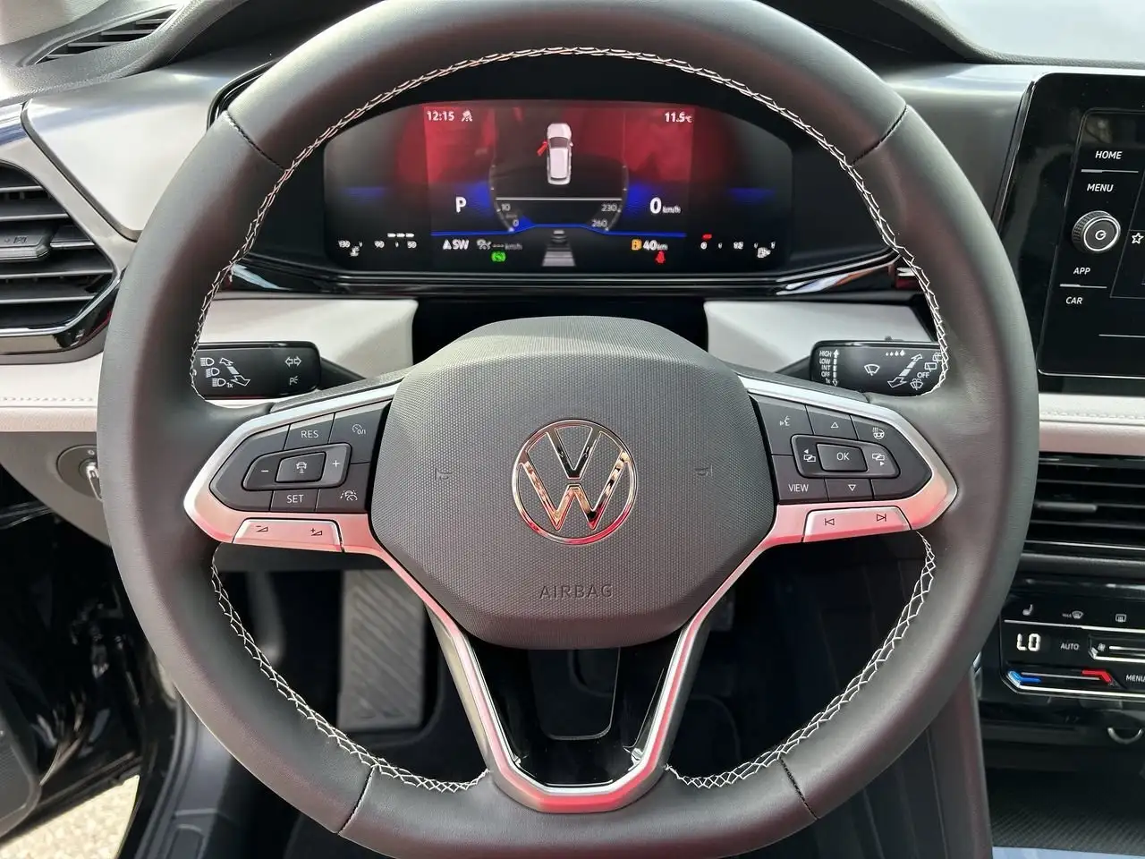 Volkswagen Taos снимка Volkswagen Taos