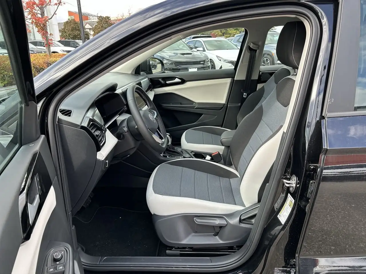 Volkswagen Taos снимка Volkswagen Taos