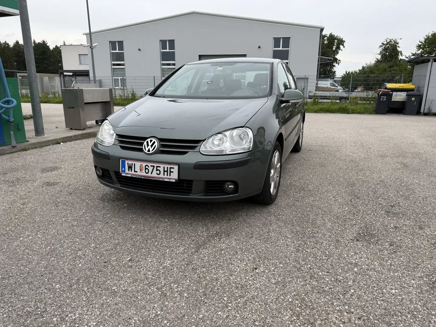 Volkswagen Golf Comfortline 1,9 TDI 4MOTION - 1