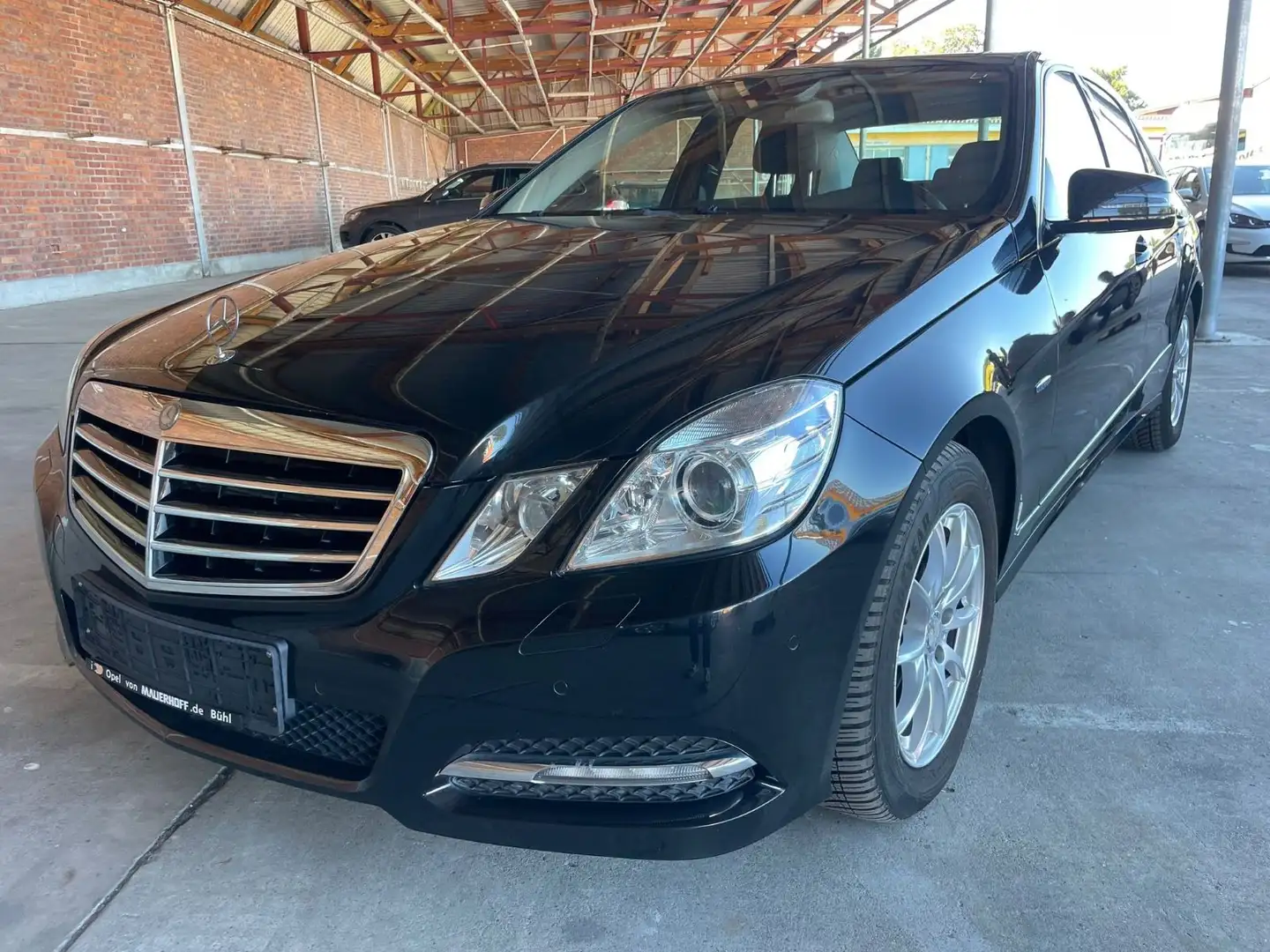 Mercedes-Benz E 300 E -Klasse Lim. BlueTec Hybrid/H&K/S-Dach Noir - 1
