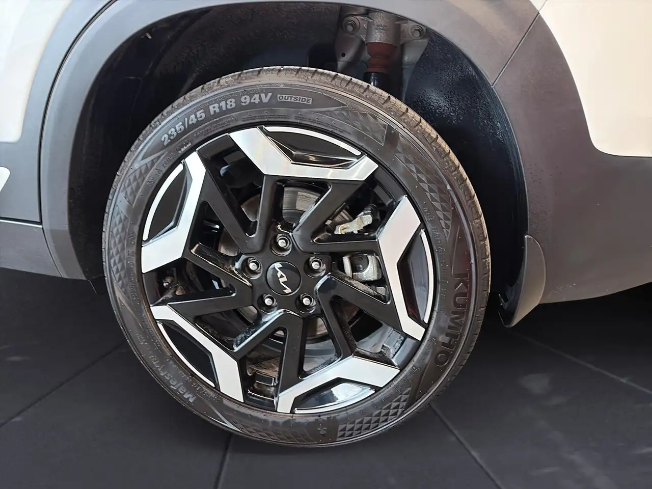 Kia Seltos снимка Kia Seltos