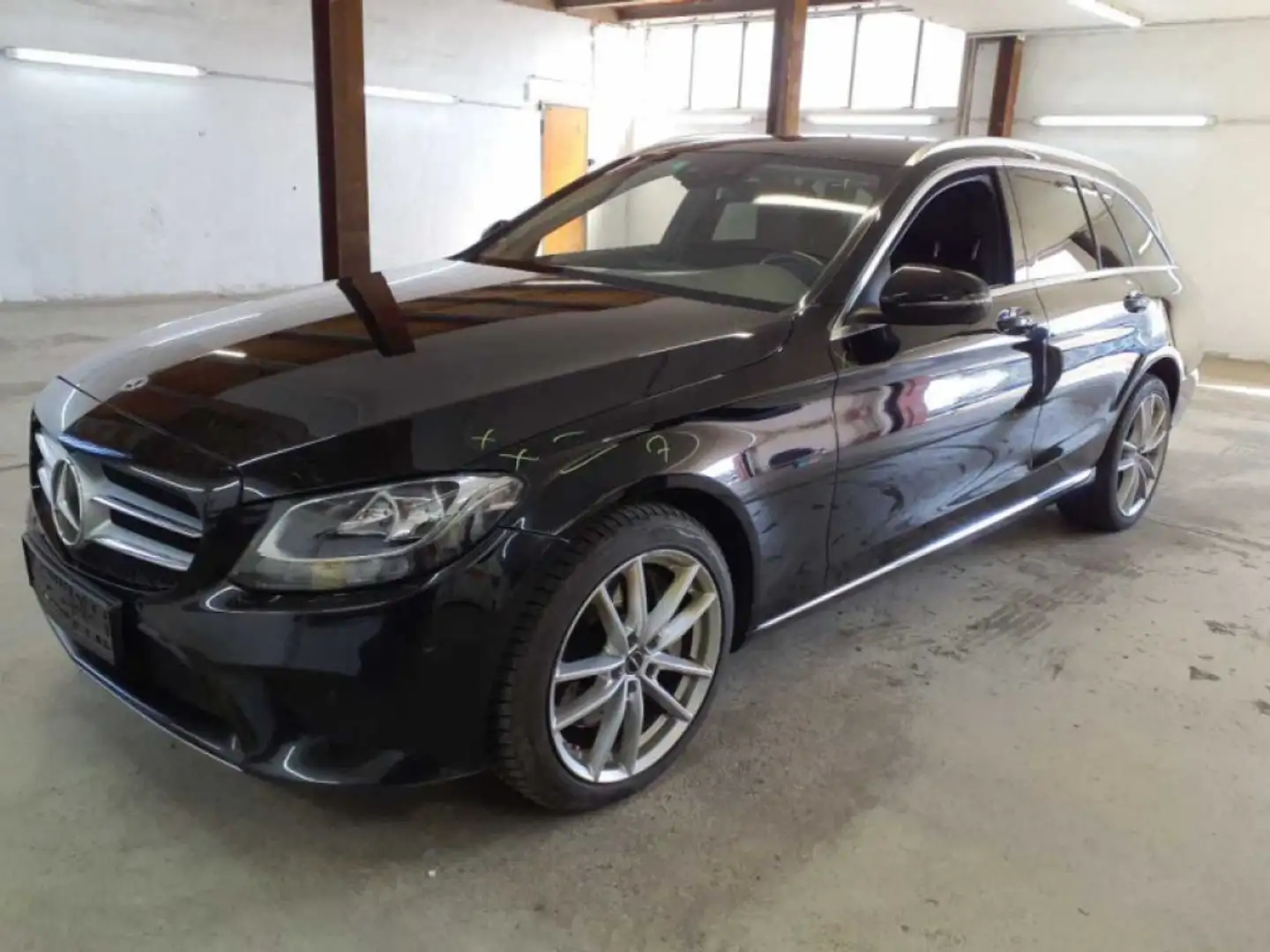 Mercedes-Benz C 300 T de Avantgarde AHK R.Cam SHZ Tempomat PDC Schwarz - 1
